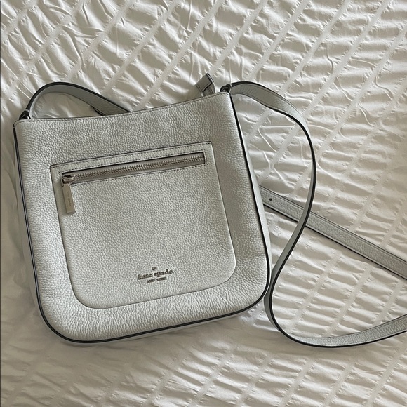 kate spade Handbags - Kate Spade Purse